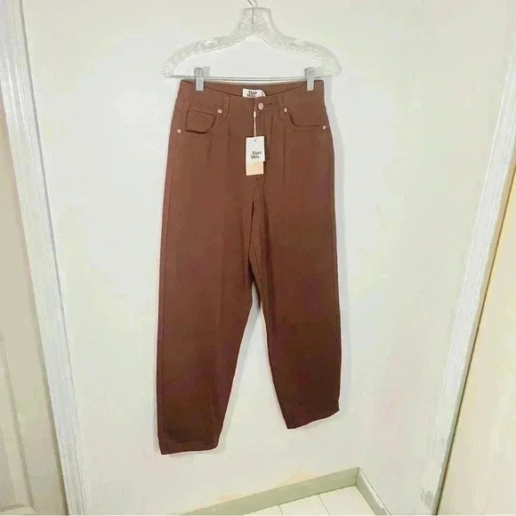 NWT Tiger Mist Pipa Jean Chocolate Faded Butterfly Print Slouchy Straight Leg - Picture 6 of 8